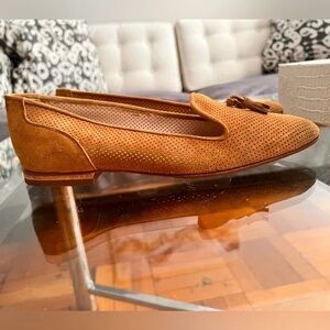 Vero Cuoio Tan Perforated Flats